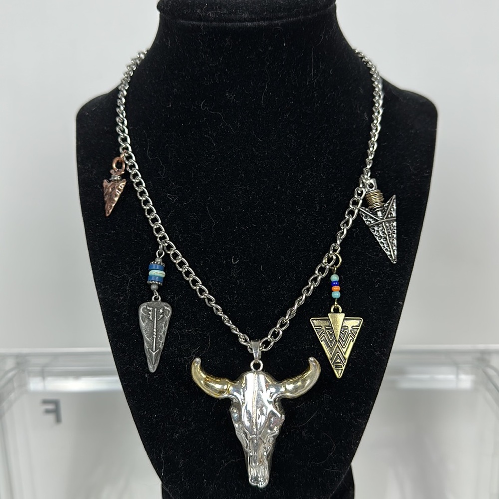 Cool Southwest Cowgirl inspired necklace with Longhorn skull and arrow heads